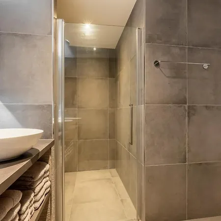 Holiday Strand Daire *